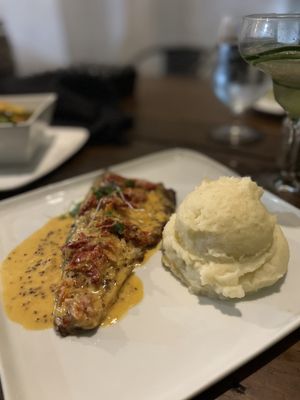 Marfil Bistro by null