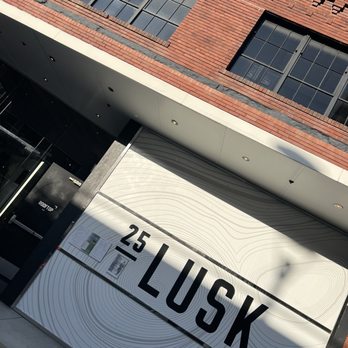 Rooftop 25 - Entrance - Cocktail Bars Near Me - San Francisco, California