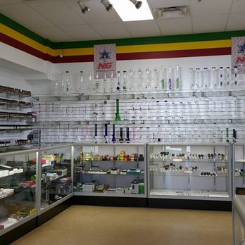 Smoker's Paradise - Head Shops Near Me - Welland, Ontario