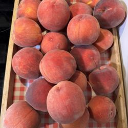 Jamison's Orchards Farm Market - Beautiful peaches from Jamison's Orchard, August 2025.
