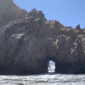 Pfeiffer Beach - Beaches Near Me - Big Sur, California