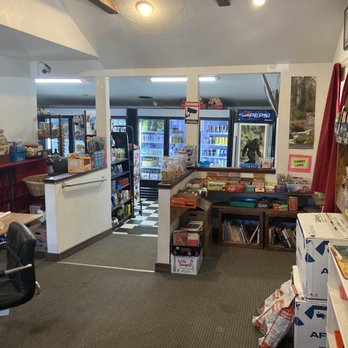 Dean Creek Resort - The office store/market closes at 7pm - Campgrounds Near Me - Redway, California Dean Creek Resort - The office store/market closes at 7pm - Campgrounds Near Me - Redway, California