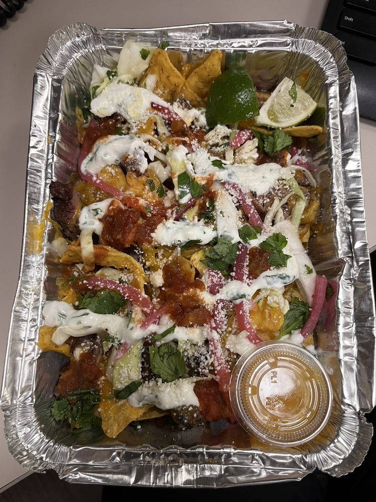 Food from Wvlfe Tacos