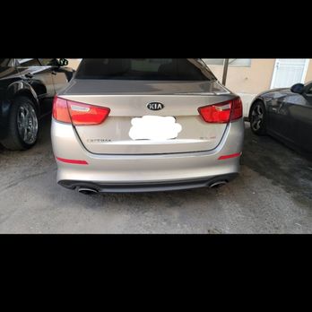 Francis Collision Centre - Body Shops Near Me - Fresno, California