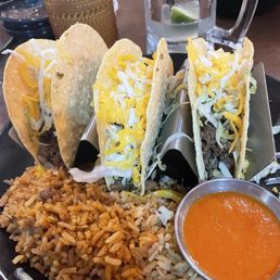 Piccadillo tacos