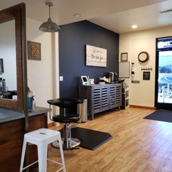 Mint Hair Bar