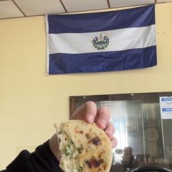 Comedor El Zabrosito - RAJAS CON QUESO