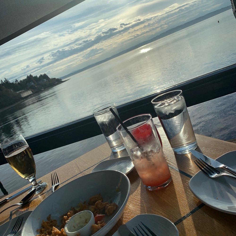 Ray's Café - The view as you see breathtaking - Seafood Near Me - Seattle, Washington