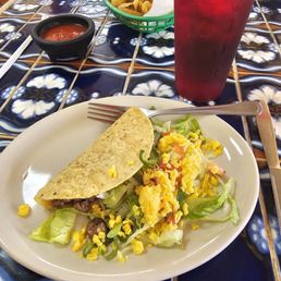 1 of 2 tacos that I had