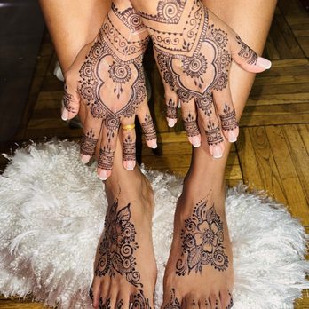 Henna By Divyy - Freshly done hands and feet - Henna Artists Near Me - Los Angeles, California Henna By Divyy - Freshly done hands and feet - Henna Artists Near Me - Los Angeles, California