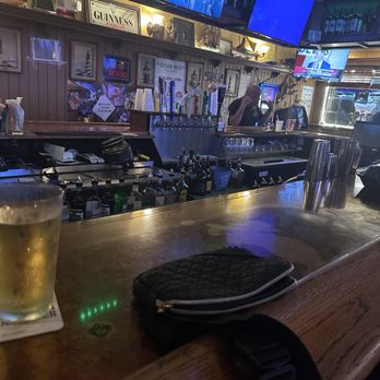 Ocean Mist Pub - Pubs Near Me - Lauderdale-by-the-Sea, Florida Ocean Mist Pub - Pubs Near Me - Lauderdale-by-the-Sea, Florida