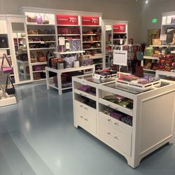 Vera Bradley Factory Outlet