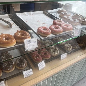 Devie’s Donuts - Donuts....mmmm.... - Donuts Near Me - Ålesund, 15