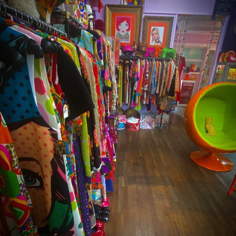 Avenger's Vintage - They don't make clothes like this anymore! - Accessories Near Me - Austin, Texas Avenger's Vintage - They don't make clothes like this anymore! - Accessories Near Me - Austin, Texas