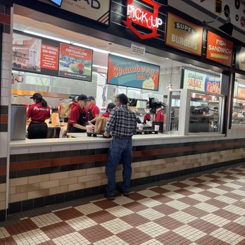 Portillo's Tucson - Hot Dogs Near Me - Tucson, Arizona