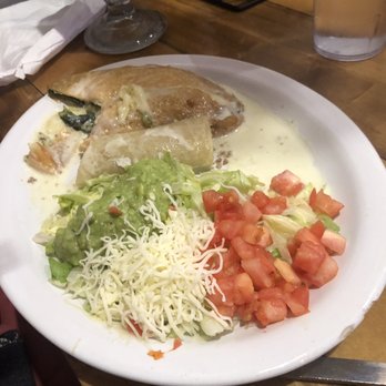El Lago Mexican Grill - Chile Rellano - Tex-Mex Near Me - Gore, Oklahoma