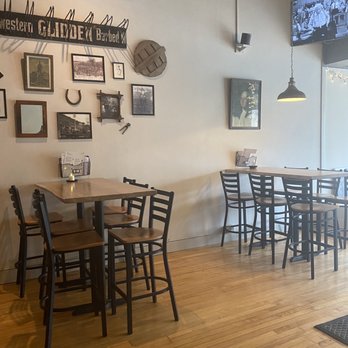The Drift - Tables - Bars Near Me - Winterset, Iowa