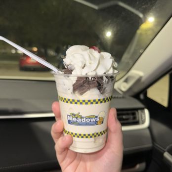 The Meadows Original Frozen Custard - Ice Cream & Frozen Yogurt Near Me - Williamsburg, Virginia