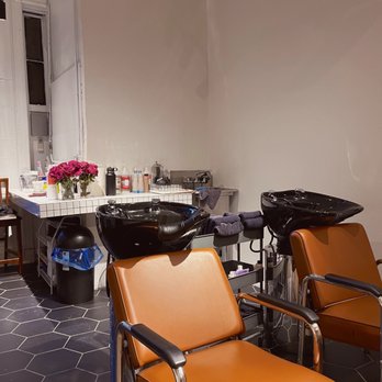 Kulay Studio - Inside - Hair Stylists Near Me - New York, New York Kulay Studio - Inside - Hair Stylists Near Me - New York, New York