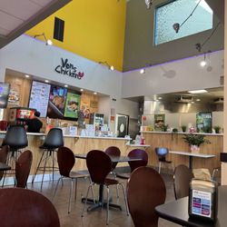 Vons Chicken - Inside