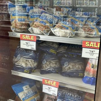 Nellis AFB Commissary - Bakeries Near Me - Nellis AFB, Nevada