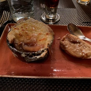 Settlers Inn - French onion soup - American Near Me - Hawley, Pennsylvania
