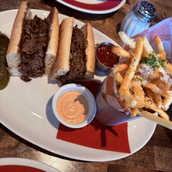 Victorias Pizzeria - Cheesesteak and Truffle Fries - Pizza Near Me - Virginia Beach, Virginia