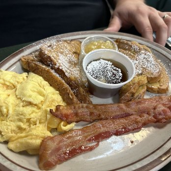 Egg Works - Raisin French toast - Breakfast & Brunch Near Me - Las Vegas, Nevada Egg Works - Raisin French toast - Breakfast & Brunch Near Me - Las Vegas, Nevada