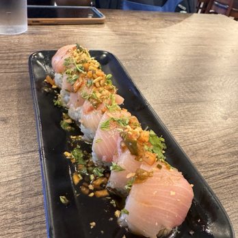 Kakuna Sushi - Sushi Bars Near Me - Milpitas, California