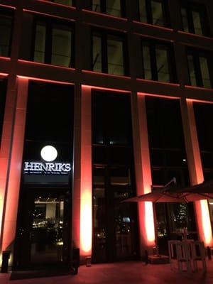 Restaurant HENRIKS by null