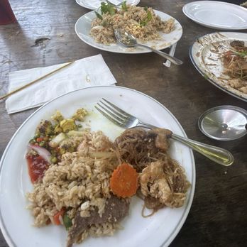 Galanga Thai Restaurant - Thai Near Me - Santa Barbara, California