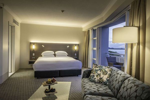 DoubleTree by Hilton Hotel Cairns by null