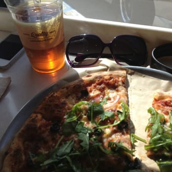 La Tour Cafe - Italian Pizza and Iced Tea yummm! - Cafes Near Me - Honolulu, Hawaii La Tour Cafe - Italian Pizza and Iced Tea yummm! - Cafes Near Me - Honolulu, Hawaii