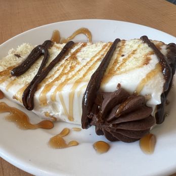 Terrace Cafe - cake of the day - Cafes Near Me - Cincinnati, Ohio Terrace Cafe - cake of the day - Cafes Near Me - Cincinnati, Ohio