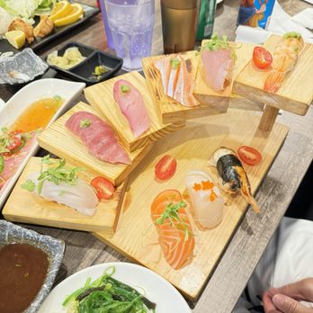 Kakuna Sushi - Sushi Bars Near Me - Milpitas, California