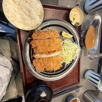 Tonkatsu Kuro - Loin katsu set - Japanese Near Me - Honolulu, Hawaii Tonkatsu Kuro - Loin katsu set - Japanese Near Me - Honolulu, Hawaii