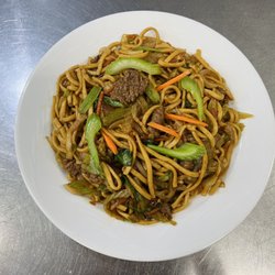 Happy Wok - Beef Lo Mein