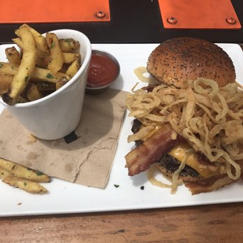 Eureka! - Cowboy burger - Burgers Near Me - Claremont, California Eureka! - Cowboy burger - Burgers Near Me - Claremont, California