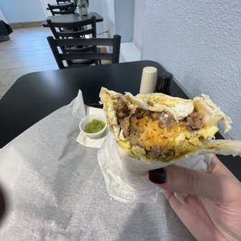 Papa Frank's - Breakfast burrito with sausage, no potato, green chiles on side - Mexican Near Me - Albuquerque, New Mexico