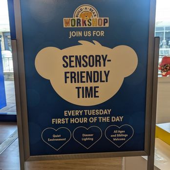 Build-A-Bear Workshop - Toy Stores Near Me - Oak Brook, Illinois