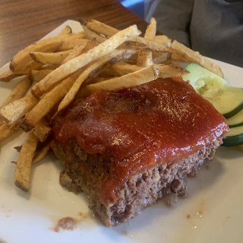 Slippery Otter Pub - Bison Meatloaf - Pubs Near Me - West Yellowstone, Montana Slippery Otter Pub - Bison Meatloaf - Pubs Near Me - West Yellowstone, Montana