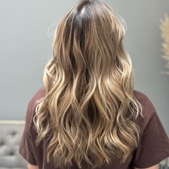 Salon de Rêve - Honey blonde balayage by Sharon - Hair Stylists Near Me - Tustin, California Salon de Rêve - Honey blonde balayage by Sharon - Hair Stylists Near Me - Tustin, California