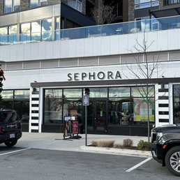 Exterior photo of SEPHORA - Woburn, Massachusetts Exterior photo of SEPHORA - Woburn, Massachusetts