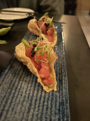 Wave Sushi & Sake by null