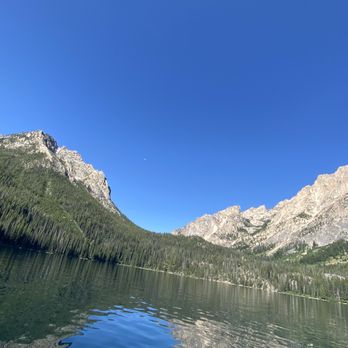 Redfish Riverside Inn - View on our boat ride - Hotels Near Me - Stanley, Idaho