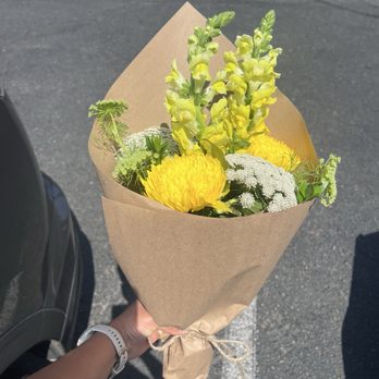 Ever Bloom Fresh Flowers - Florists Near Me - San Diego, California Ever Bloom Fresh Flowers - Florists Near Me - San Diego, California