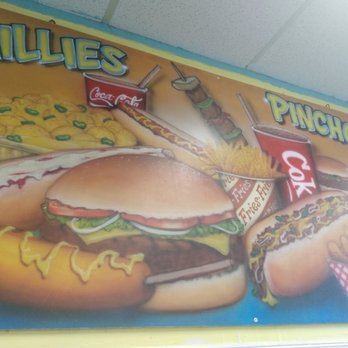 Willie's Pinchos in Orlando - Puerto Rican Near Me - Orlando, Florida