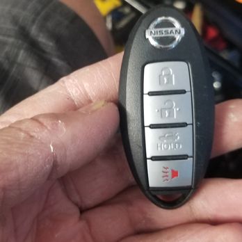 Sunny Locksmith - Nissan  smart key - Keys & Locksmiths Near Me - Boca Raton, Florida