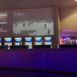 Parlay Lounge