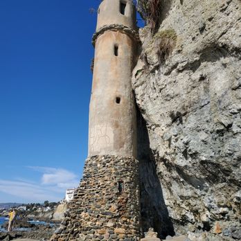 Pirate Tower - Landmarks & Historical Buildings Near Me - Laguna Beach, California